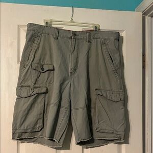 Levi’s Workwear Men's Cargo Shorts. Size 38 waist. Frayed hem. Multiple pockets